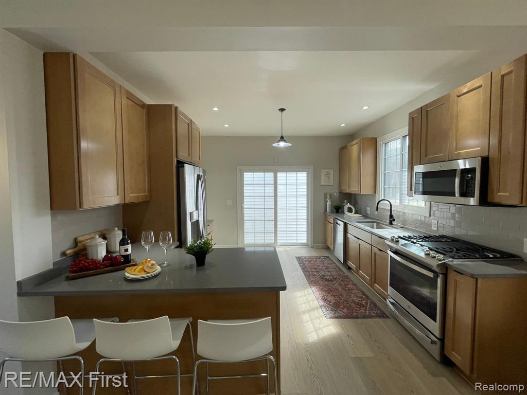 5268 AVERY Street, Detroit, MI 48208 — Photo 6