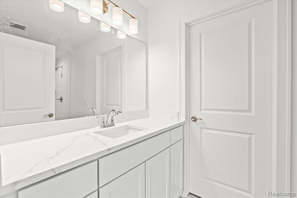 5179 WIMBLEDON Circle, Ann Arbor, MI 48108 — Photo 34