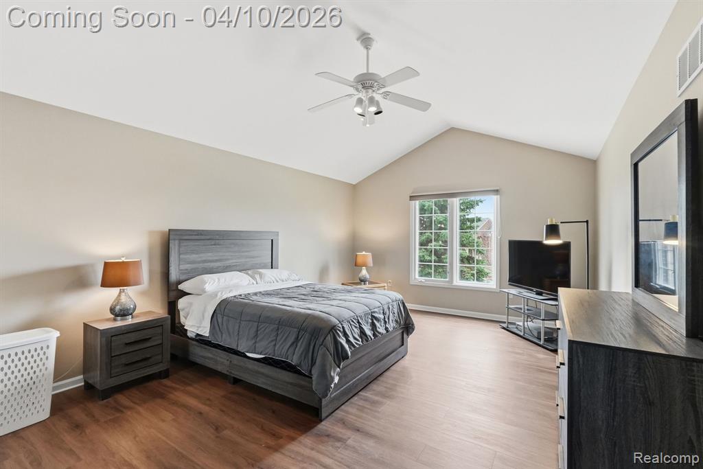 300 E Canford Park, Canton, MI 48187 — Photo 20