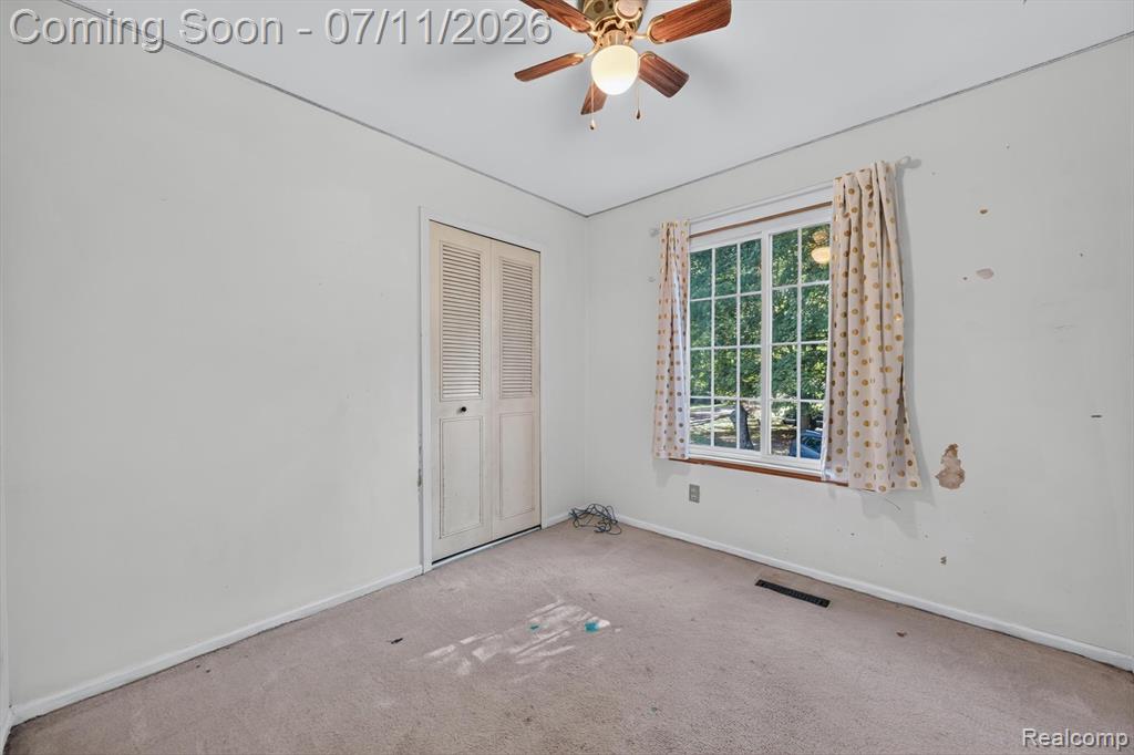 4430 N Center Road, Flint, MI 48506 — Photo 17