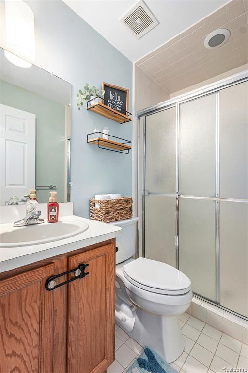 38846 Hampton Court, Harrison Township, MI — Photo 15