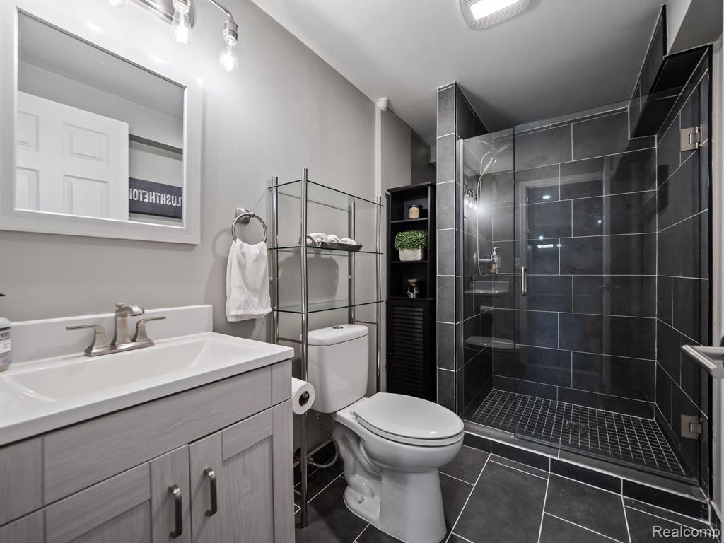 944 BRAHMS, Troy, MI 48085 — Photo 33