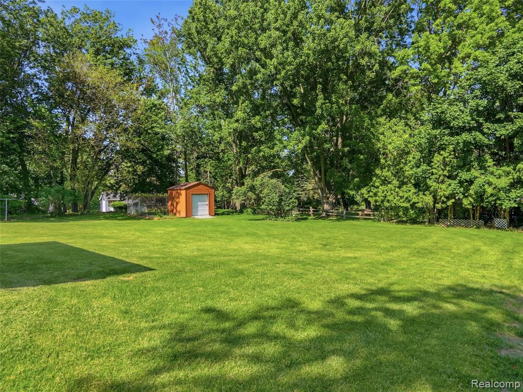5059 Kidder Road, Almont, MI 48003 — Photo 44