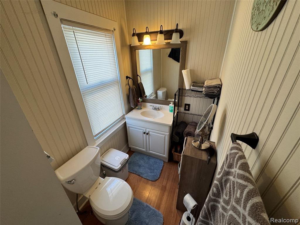 747 Cherry Street, Wyandotte, MI 48192 — Photo 11