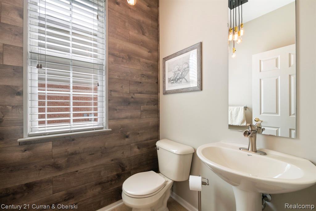 48742 Tanglewood Drive, Macomb, MI 48044 — Photo 37