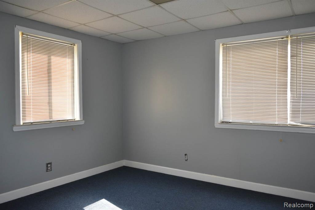 26103 Palmer Boulevard, Madison Heights, MI 48071 — Photo 7