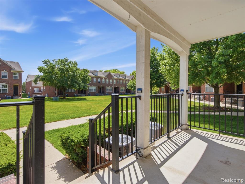 45650 Kennedy Avenue, Shelby Twp, MI 48315 — Photo 33