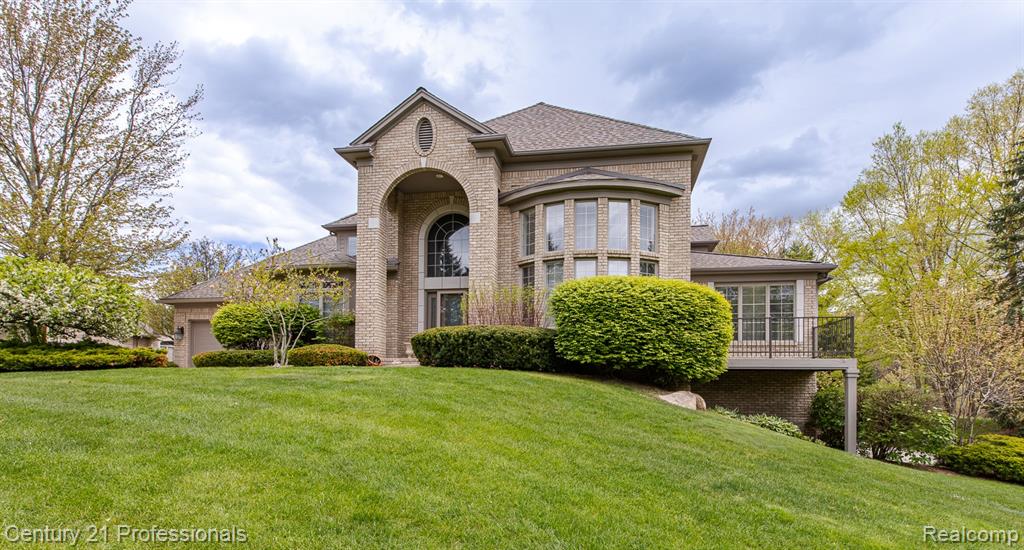 6410 Enclave Drive, Clarkston, MI 48348 — Photo 2
