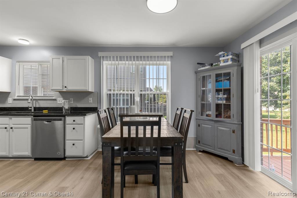 3880 BRIGHTON Lane, Canton, MI 48188 — Photo 12