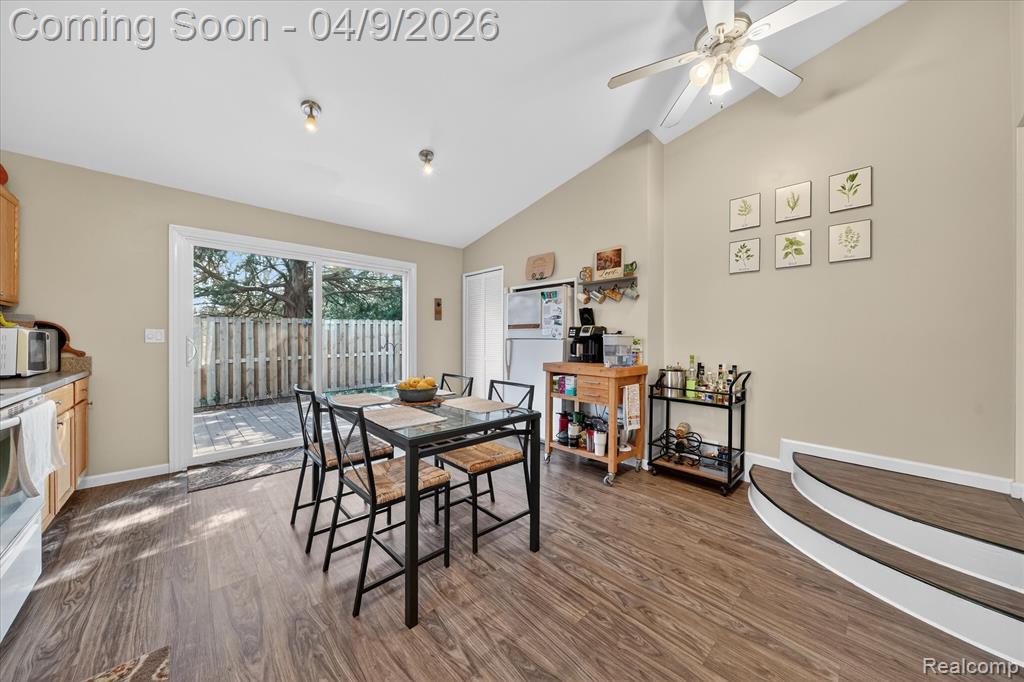 29100 Tawas Street, Madison Heights, MI 48071 — Photo 14