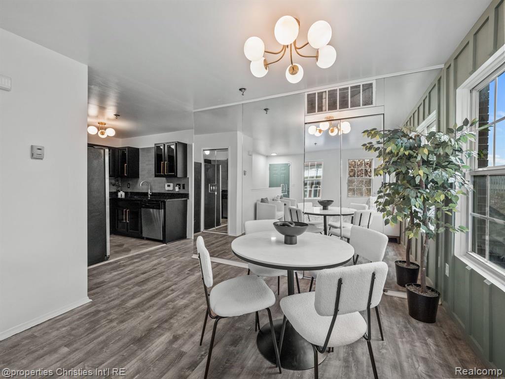 23206 CORNERSTONE VILLAGE Drive, Southfield, MI 48075 — Photo 9