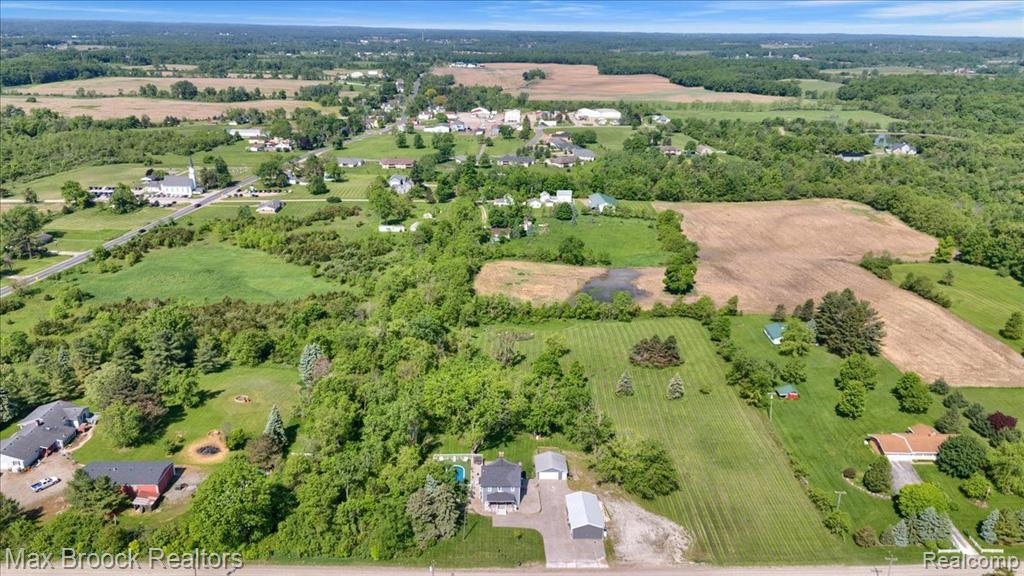 8360 Parker, Saline, MI 48176 — Photo 39