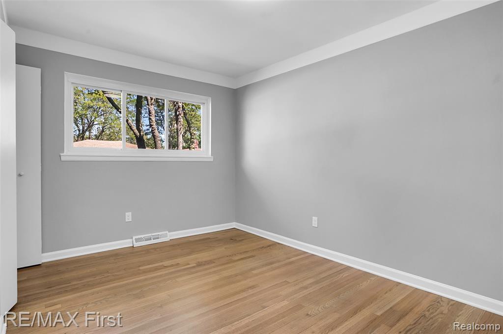 4480 Stratford Drive, Warren, MI 48092 — Photo 14