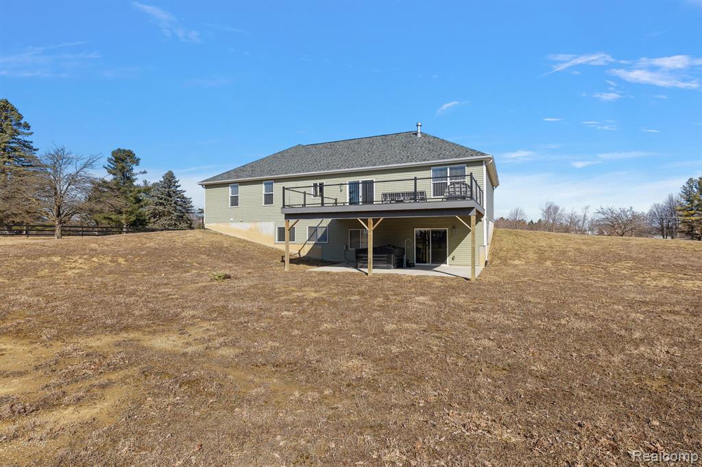 7340 Vanderploeg Lane, Imlay City, MI 48444 — Photo 30