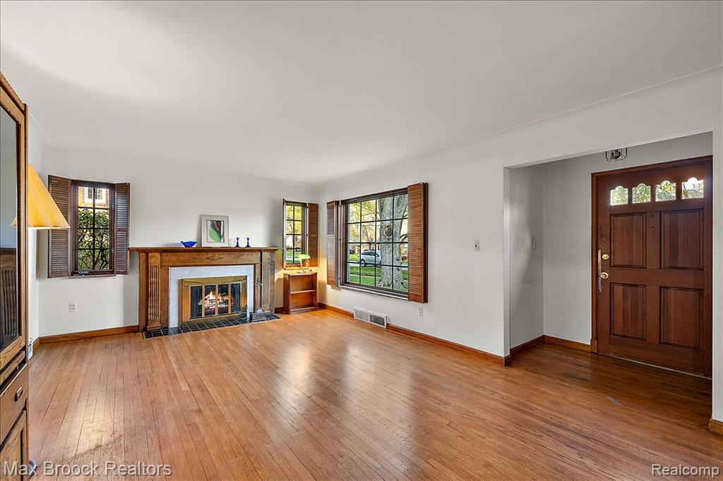 32321 Arlington Drive, Beverly Hills, MI 48025 — Photo 5