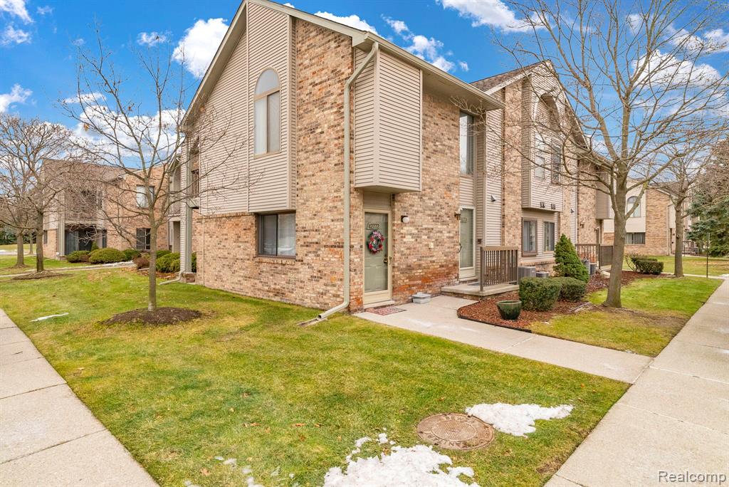 42764 Lilley Pointe Drive, Canton, MI 48187 — Photo 26