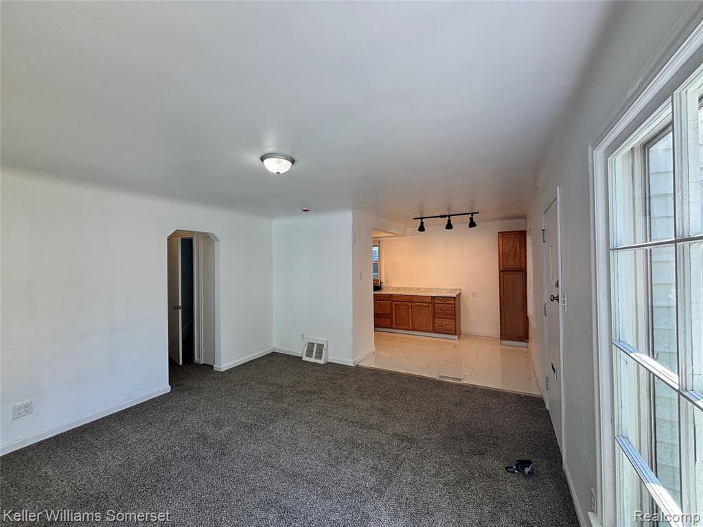 18350 Codding Street, Detroit, MI 48219 — Photo 3