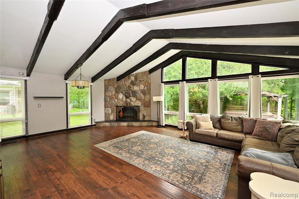 31310 Foxboro Way, Beverly Hills, MI 48025 — Photo 7
