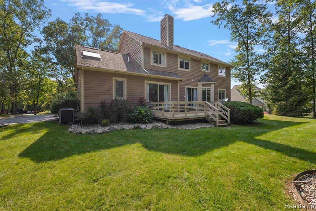 4090 SAINT ANDREWS Street, Howell, MI 48843 — Photo 32