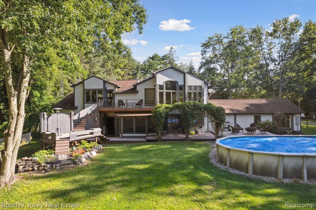 9319 FAUSSETT Road, Fenton, MI 48430 — Photo 36