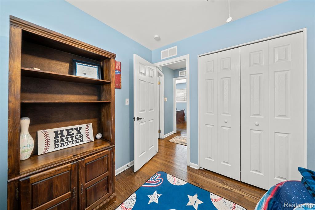 7249 MOHAWK Street, Westland, MI — Photo 24