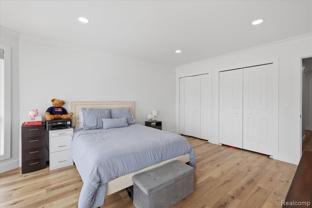 827 N Pointe, Port Huron, MI 48060 — Photo 31