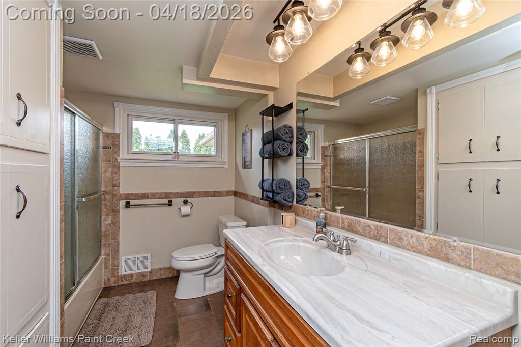 53075 Venus Drive, Shelby Twp, MI 48316 — Photo 23