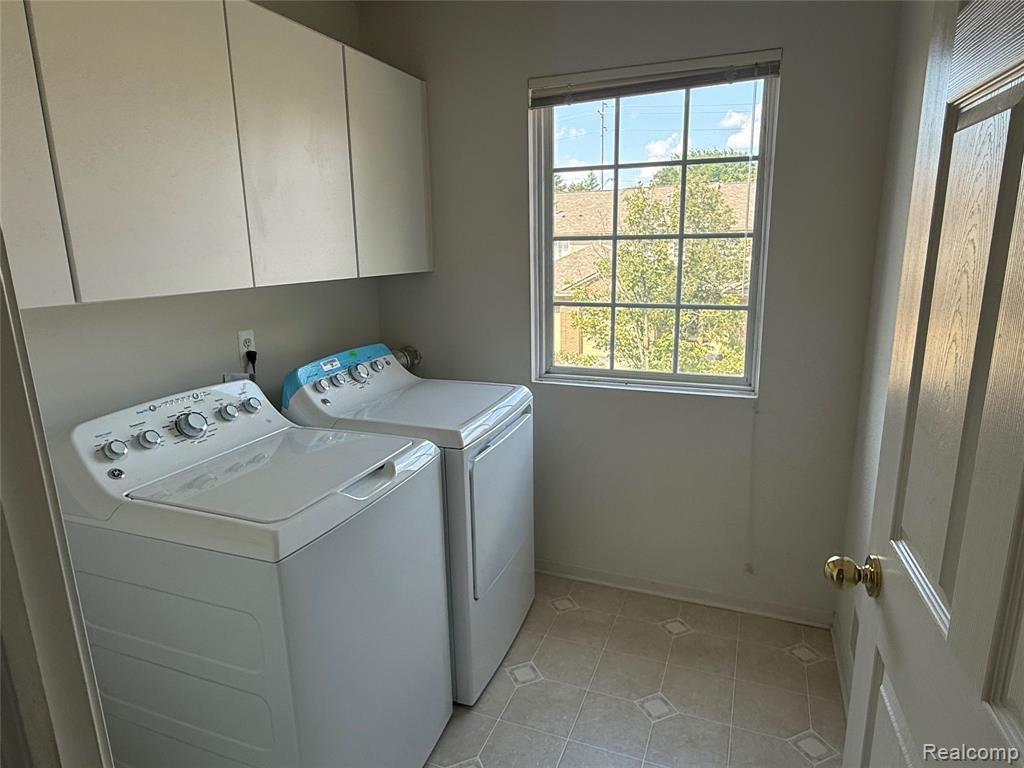 9066 Newport Way, 11, Livonia, MI 48150 — Photo 15