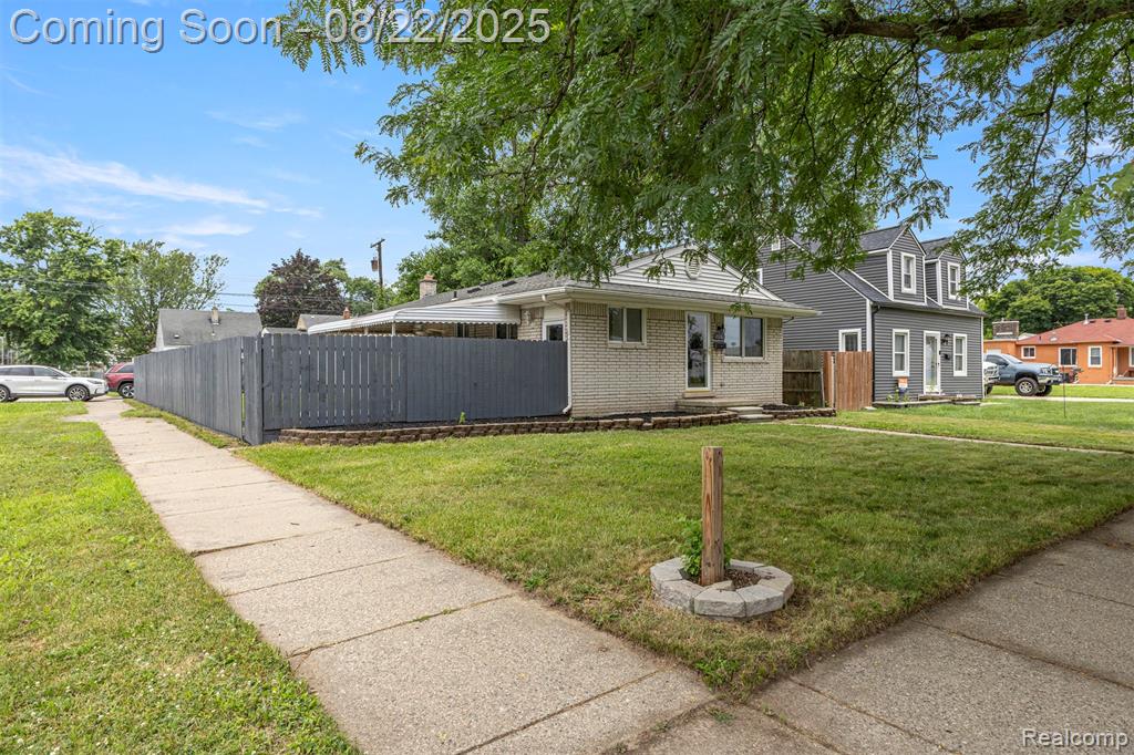 7001 Belton ST Street, Garden City, MI — Photo 42