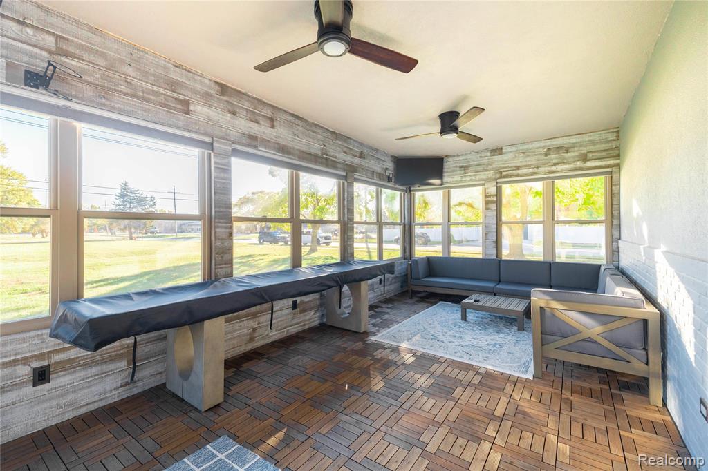 21527 Parke Lane, Grosse Ile, MI 48138 — Photo 31