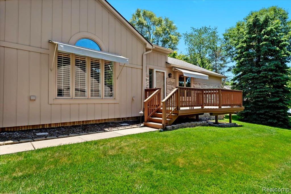 35535 LONE PINE Lane, Farmington Hills, MI 48335 — Photo 5