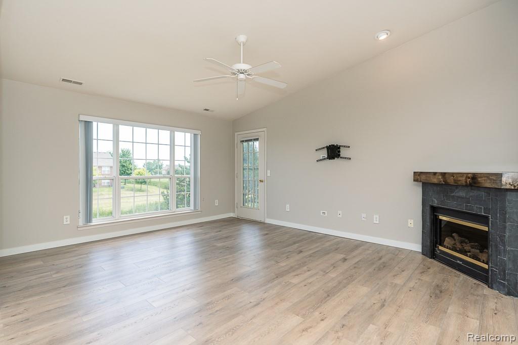51780 Adler Park Drive W, Chesterfield, MI — Photo 11
