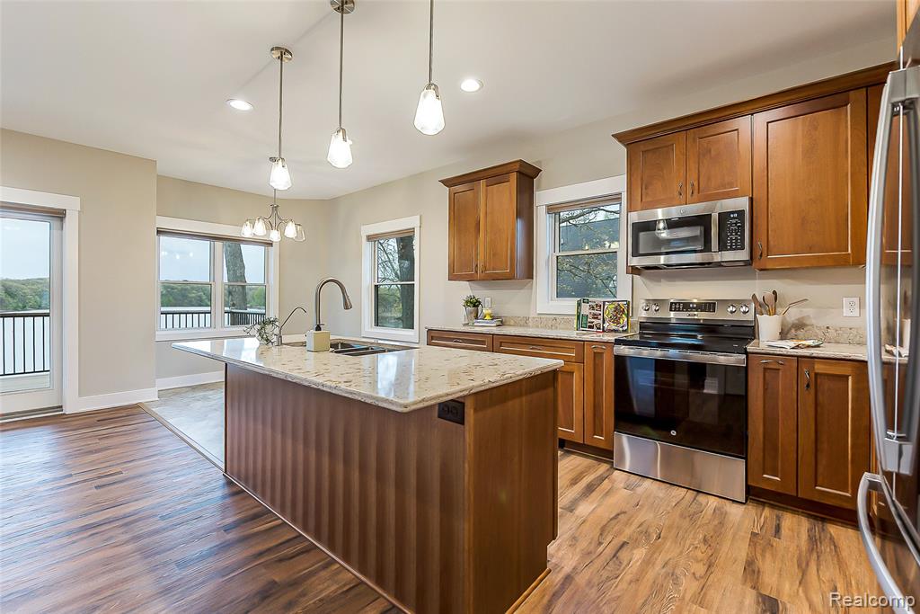 608 Island Lake Road, Chelsea, MI 48118 — Photo 8