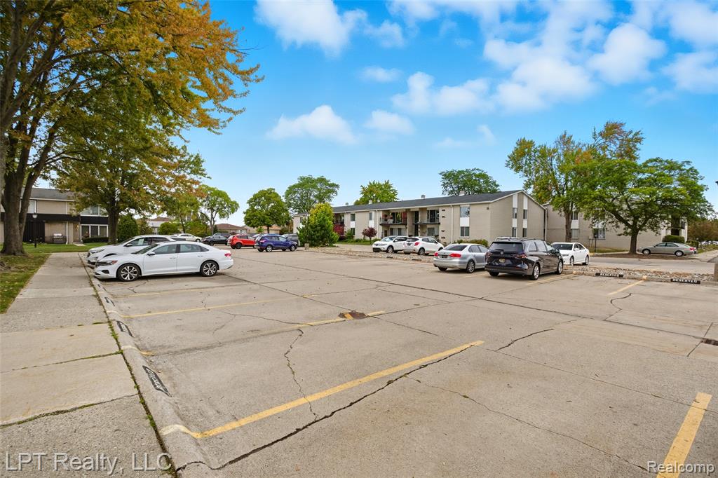 8715 Kennedy Circle, 1, Warren, MI 48093 — Photo 28