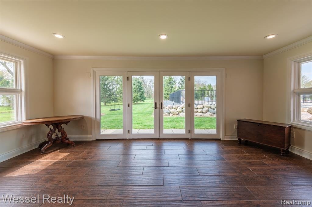 64527 KILDARE Drive, Washington, MI 48095 — Photo 27