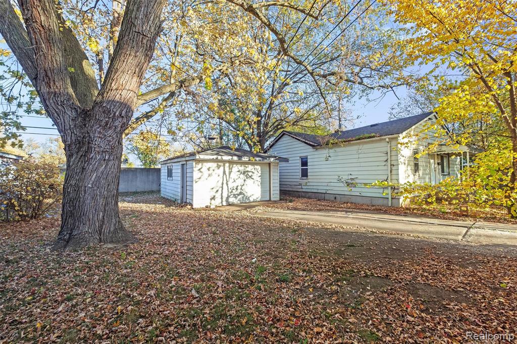 5749 Detroit Street, Dearborn Heights, MI 48125 — Photo 18