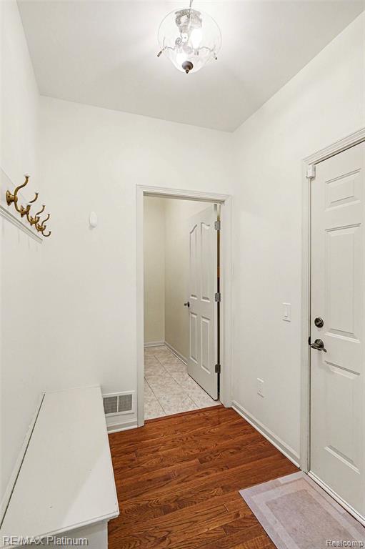 609 TELYA RIDGE, Milford, MI 48381 — Photo 7