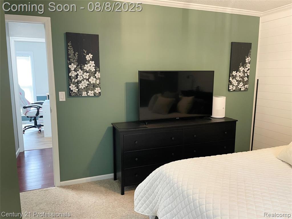 709 Hollybrook Drive, Midland, MI 48642 — Photo 16