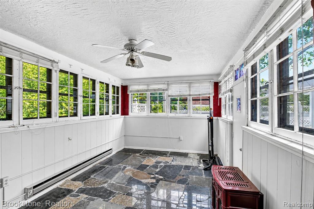 1735 Lincolnshire Drive, Highland Park, MI 48203 — Photo 30