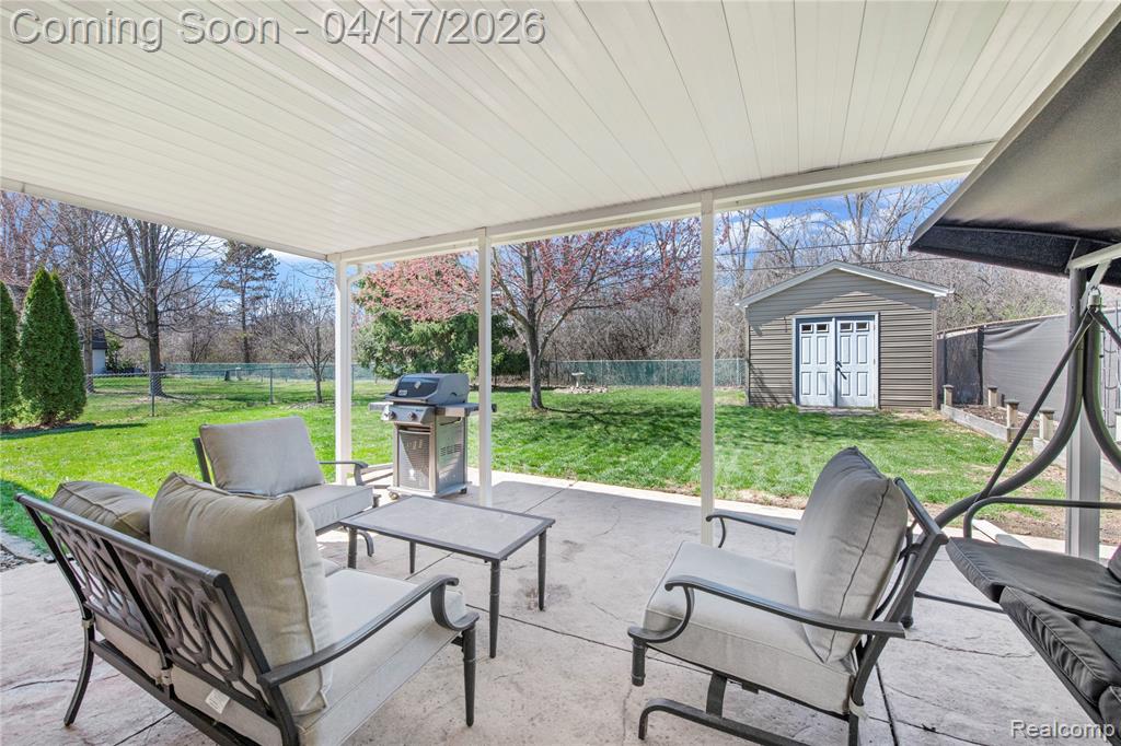 19534 Coachwood Road, Riverview, MI 48193 — Photo 9