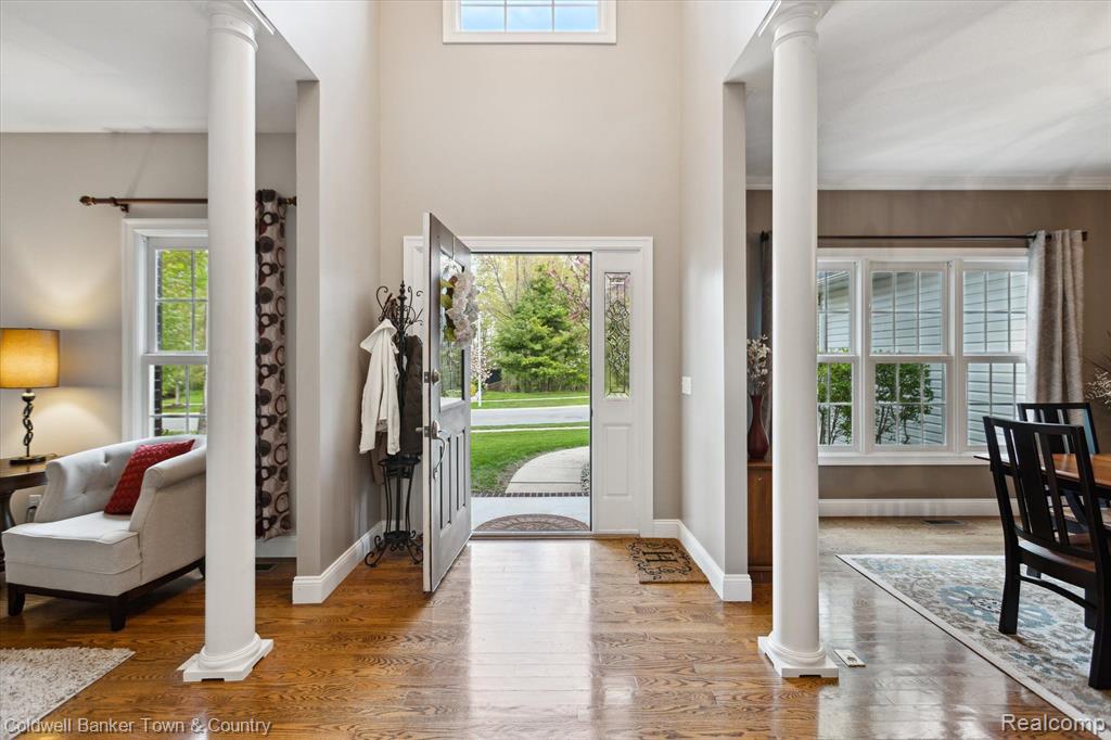5205 RIDGEVIEW Court, Midland, MI 48642 — Photo 8