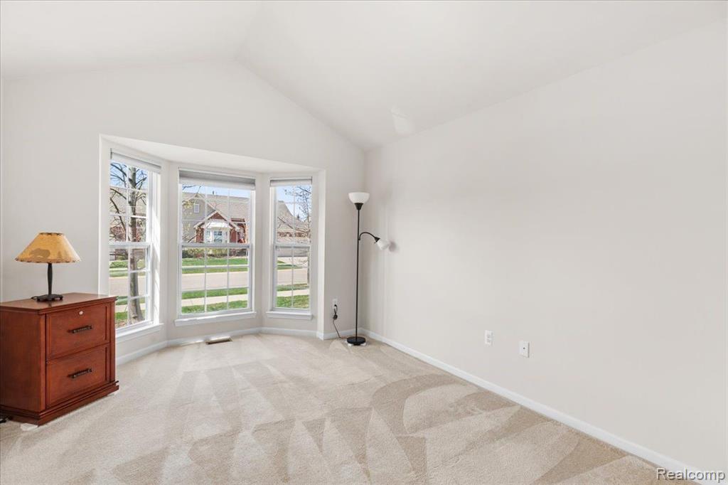 30216 VIEWCREST Drive, Novi, MI 48377 — Photo 20