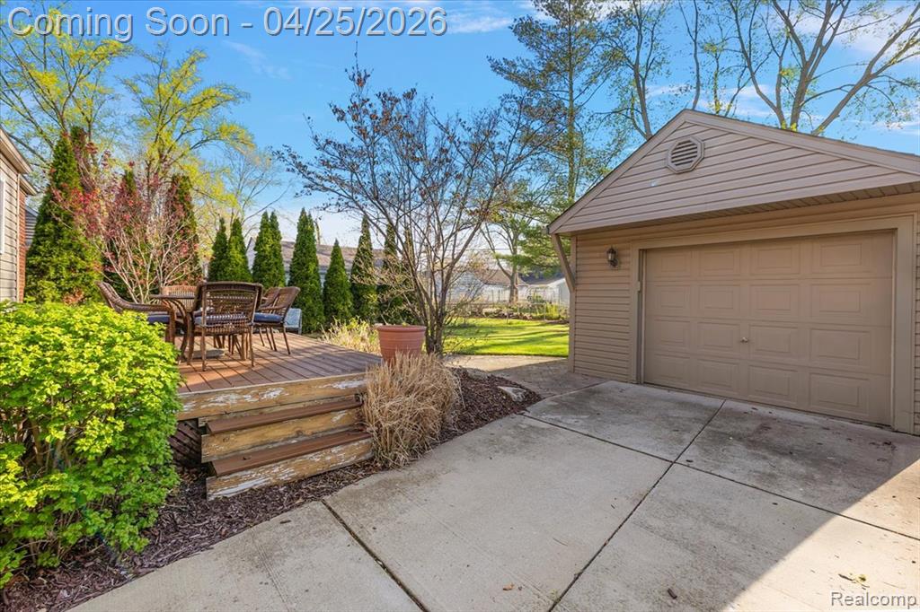 1846 Oakshire Avenue, Berkley, MI 48072 — Photo 36