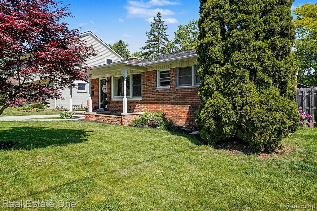 769 Manordale Court, Milford, MI 48381 — Photo 5
