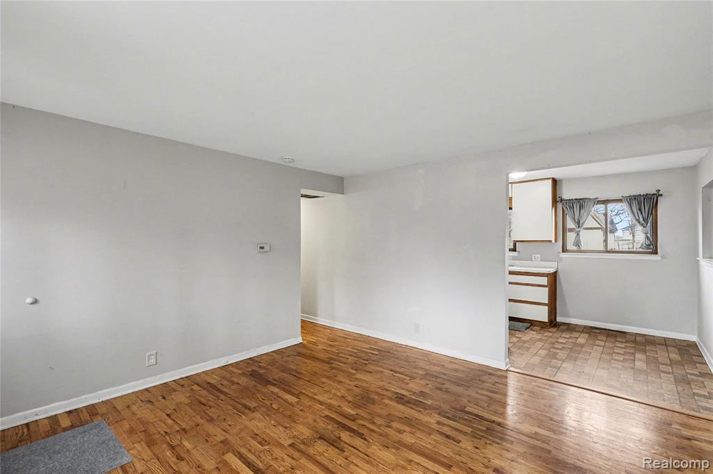 2423 N Long Lake Road, Fenton, MI 48430 — Photo 5