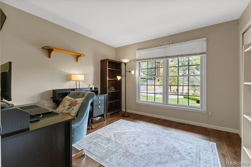 8291 Fawn Valley Circle, Clarkston, MI 48348 — Photo 19