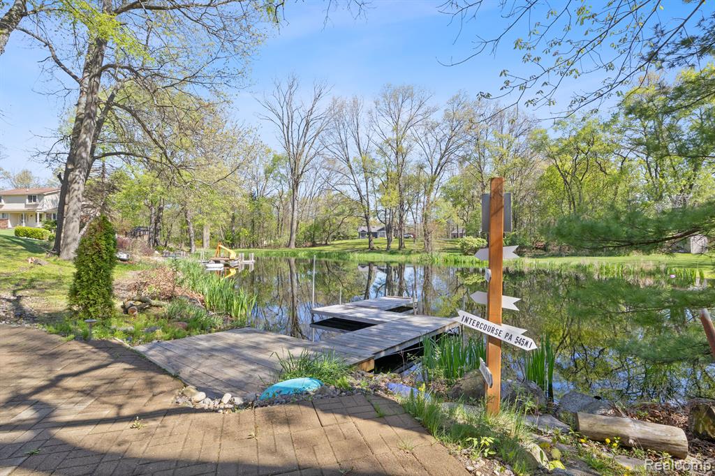 4471 SPRING OAKS Lane, Brighton, MI 48114 — Photo 34