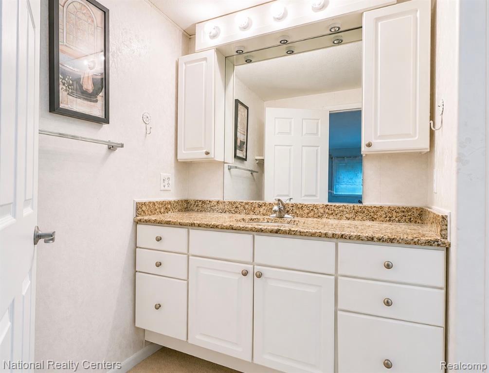 3137 Dean Road, Lambertville, MI 48144 — Photo 15