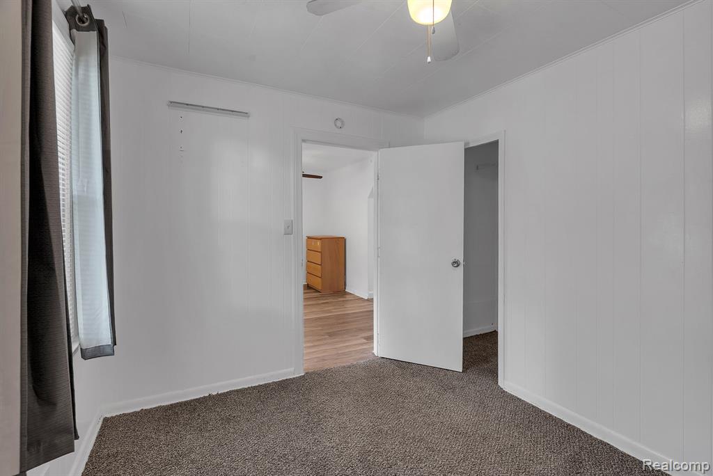 4401 Katherine Street, Dearborn Heights, MI 48125 — Photo 21