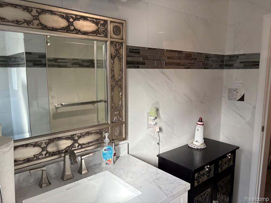 44655 Harmony Lane, Van Buren, MI 48111 — Photo 9